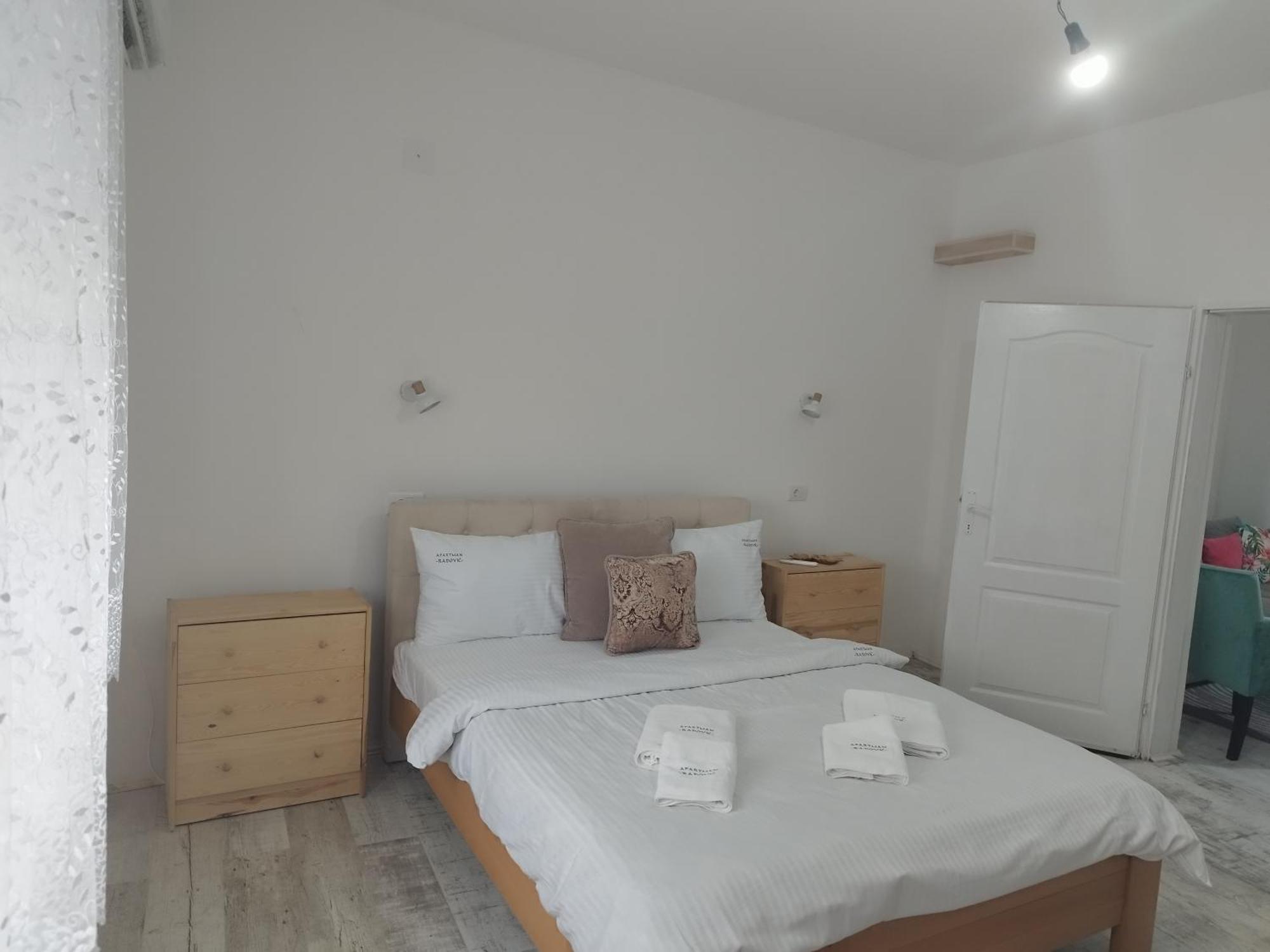 סמדרבו Apartman Radovic מראה חיצוני תמונה